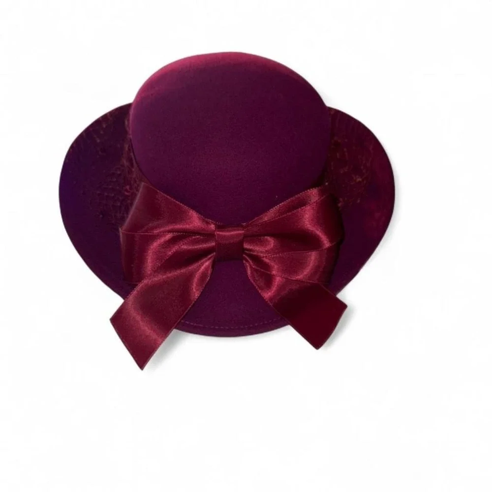 Vintage Ladies‎ Hat Fuscia w/Bow & Netting Wool